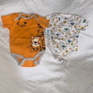 NWT Betili Baby 2 Pieces